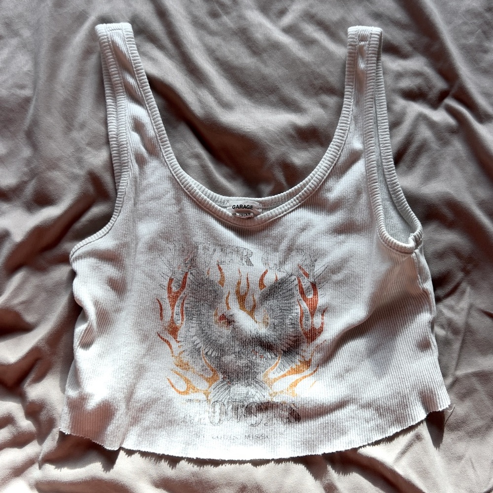 Garage Graphic Cropped Tank Top - Vintage Vibes